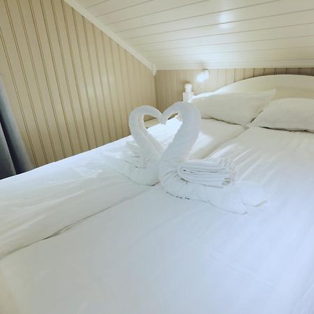BanPim Beachside Lofoten Ramberg Exterior foto
